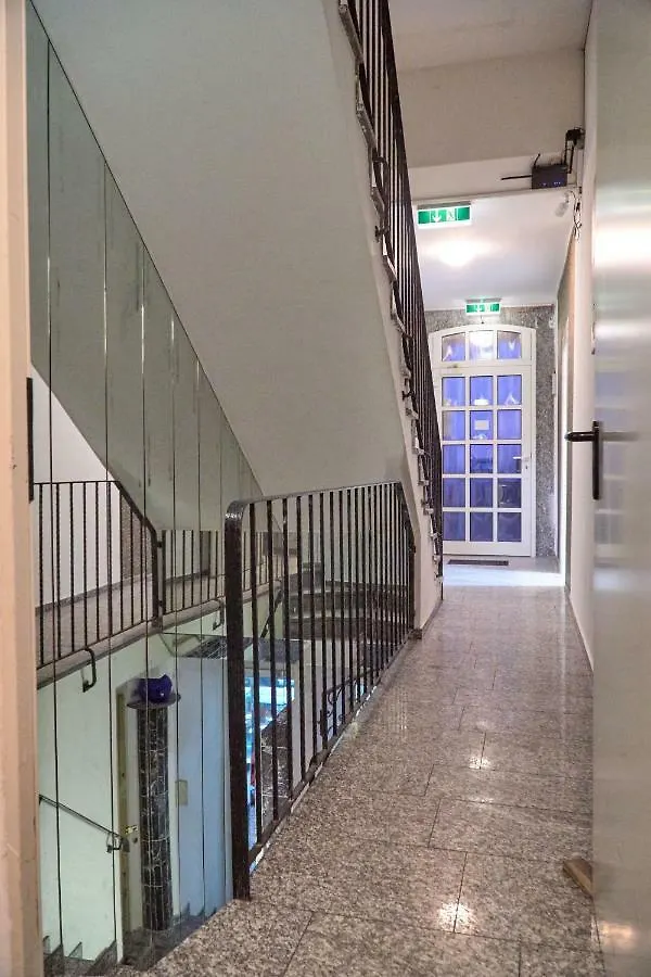 **  Hotel Moji Koeln Sieversstrasse Германия