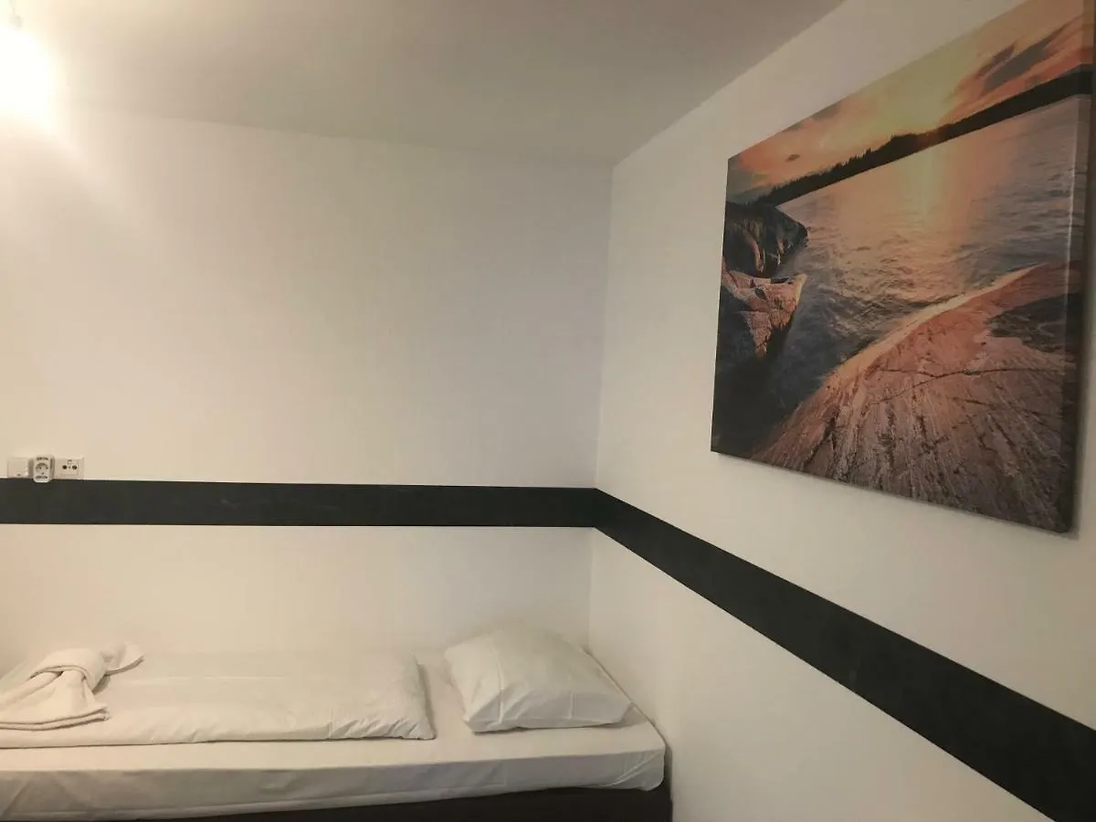 Hotel Moji Koeln Sieversstrasse